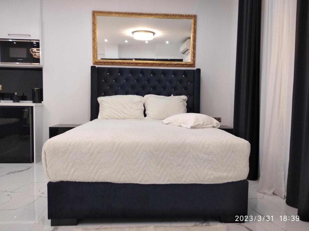 Despina'S Palace Apt Downtown Ираклио Екстериор снимка