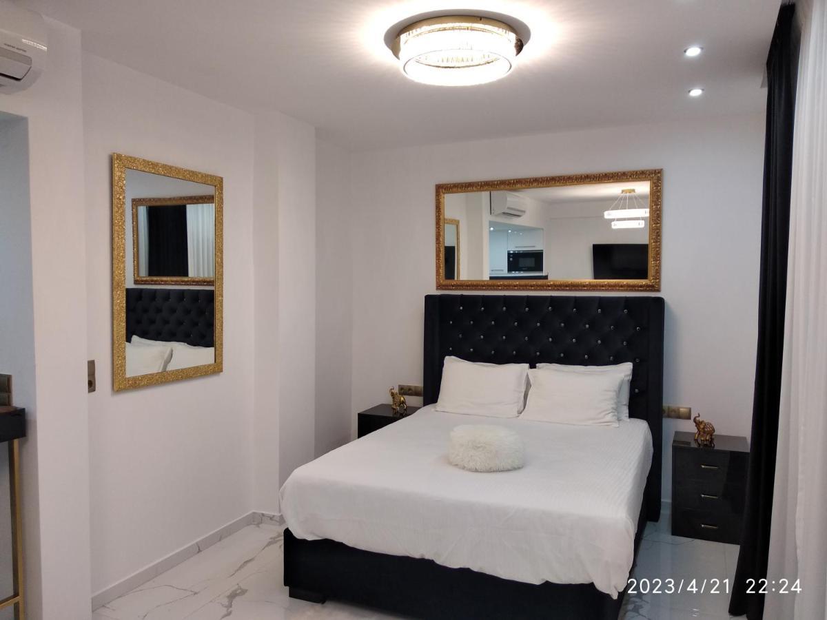 Despina'S Palace Apt Downtown Ираклио Екстериор снимка